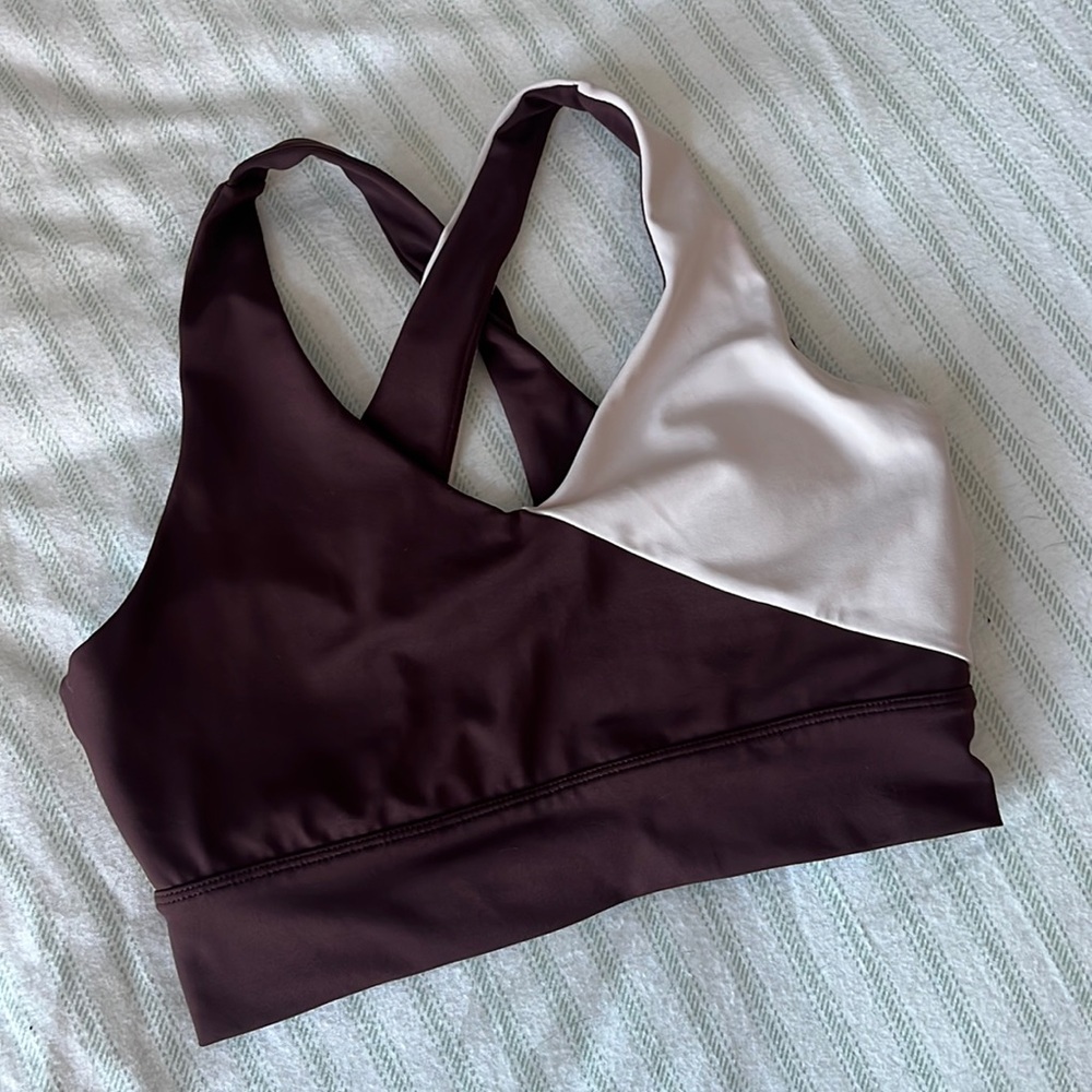 Sports bra